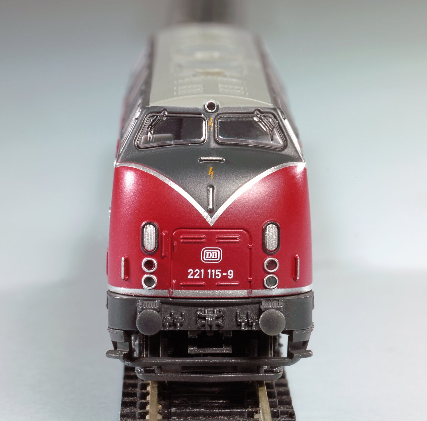 Piko 40501 - BR 221 Diesel Locomotive DB IV Sound