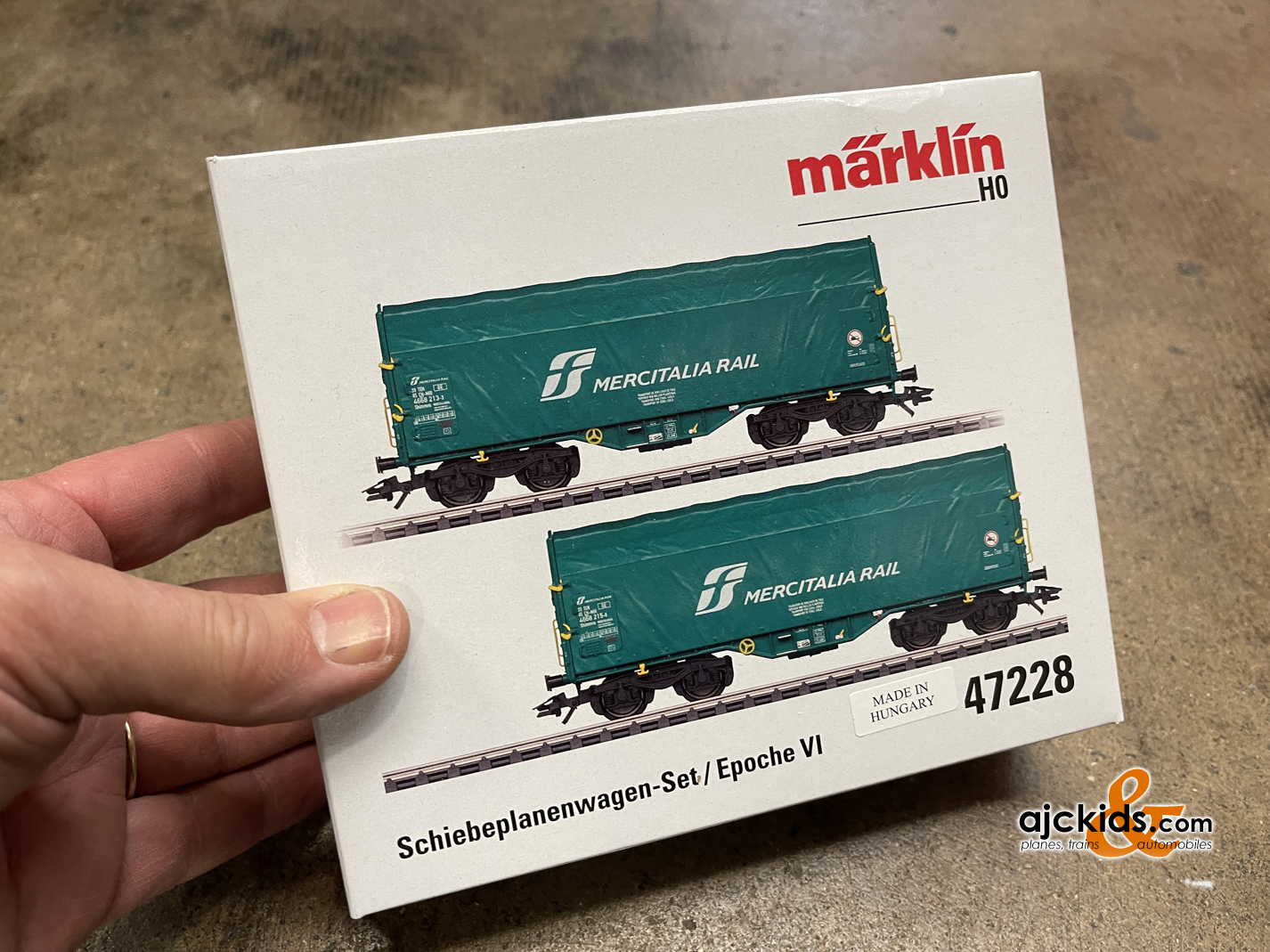 Marklin 47228 - Sliding Tarp Car Set