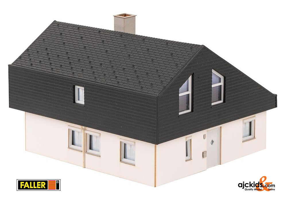 Faller 130642 - Dwelling house with sheets roof