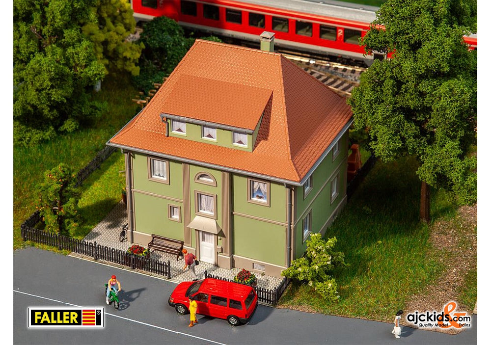 Faller 130682 - Kirchstraße 5 Residential building