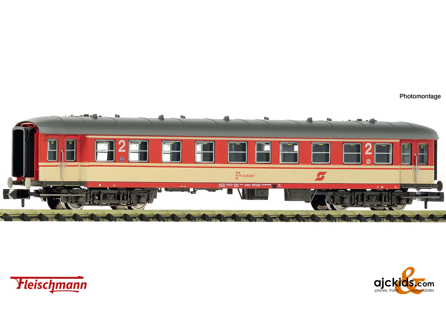 Fleischmann 6260064 2nd class fast train coach, ÖBB