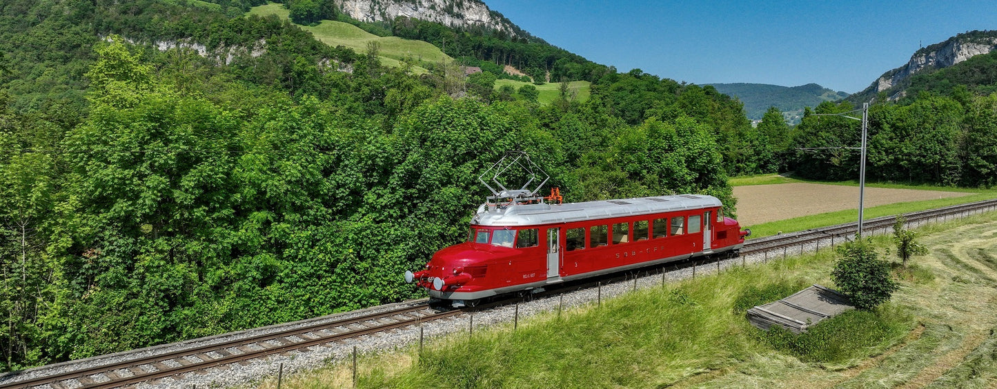 Marklin 38860 - Class RCe 2/4 Fast Powered Rail Car