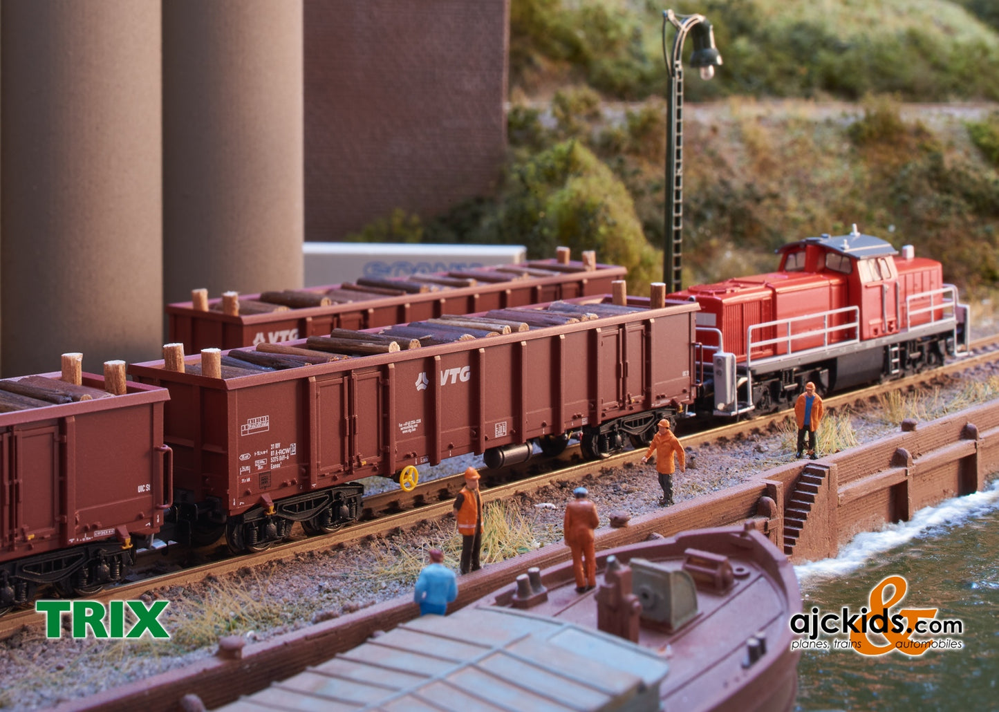 Trix 18288 - Type Eanos Freight Car Set