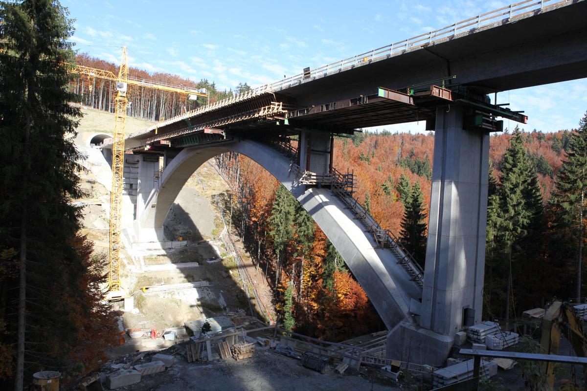 Faller 120505 - Modern arched bridge