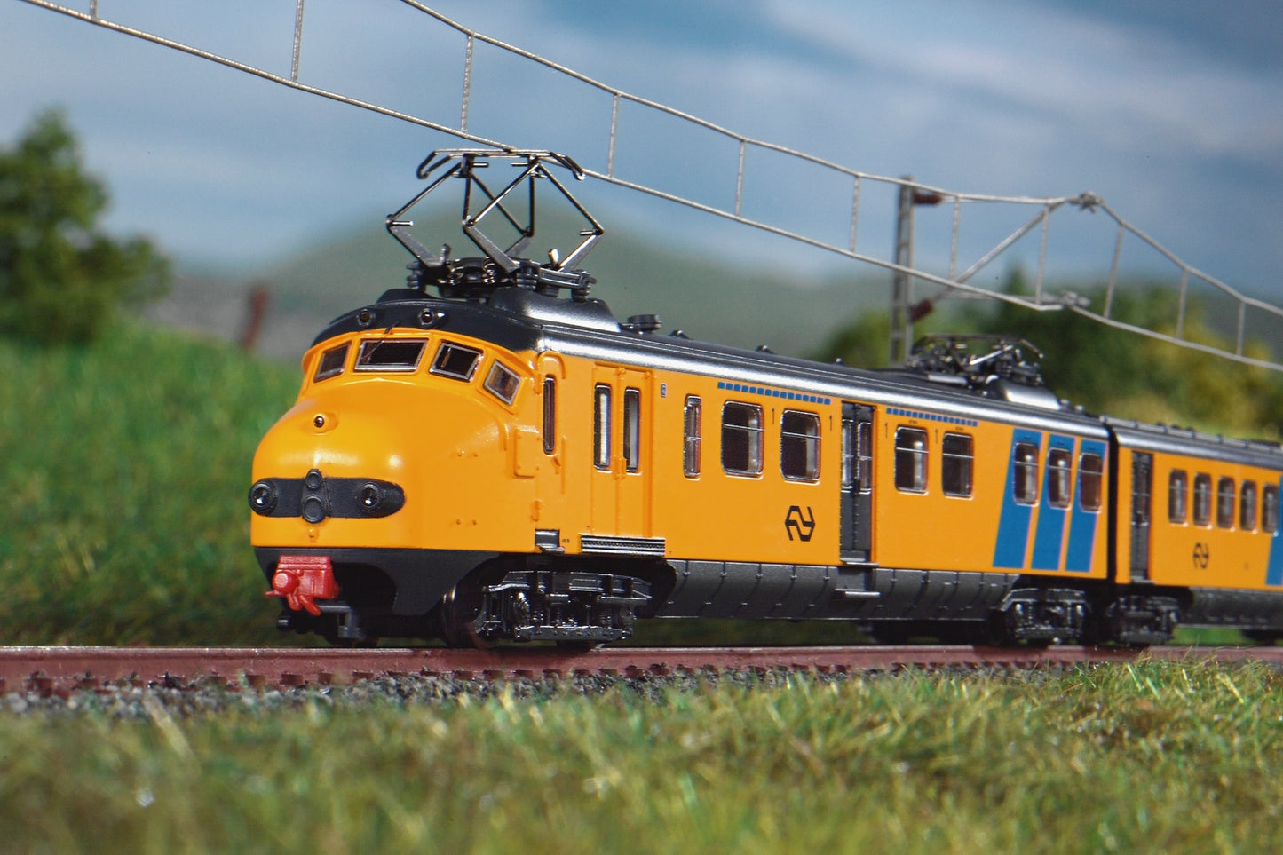 Piko 40280 - Hondekop w/3 Headlights NS IV-V Yellow