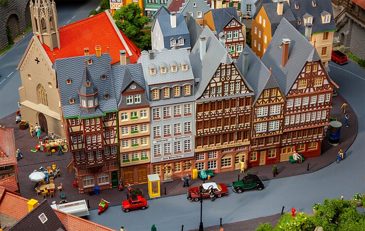 Faller 190077: Römerberg East Row Promotional Set Town houses