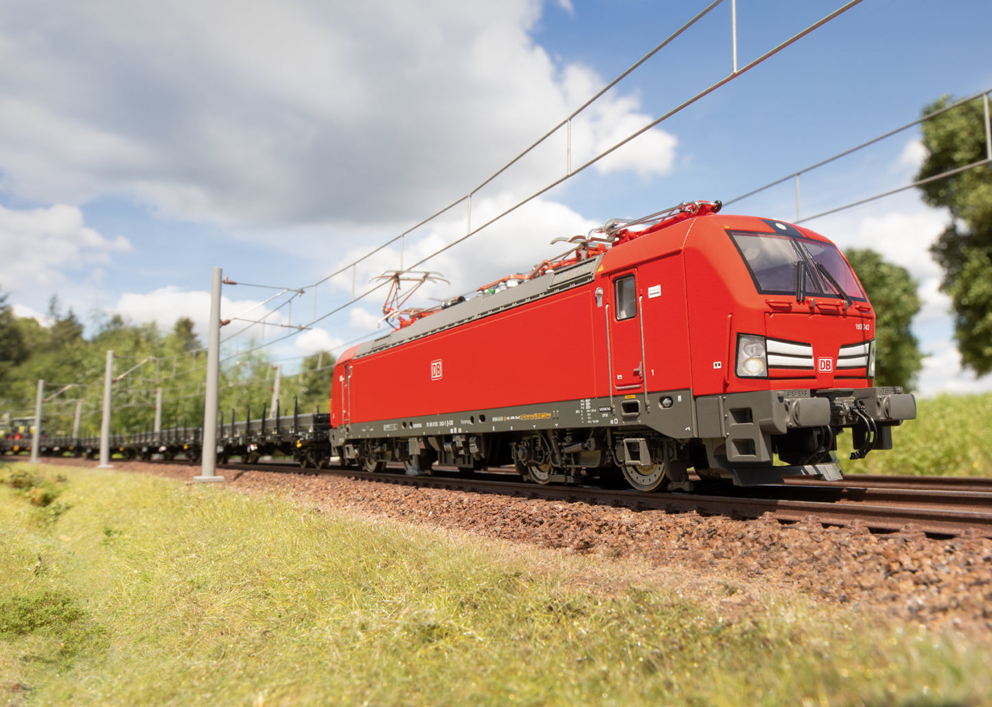 Trix 25193 - Cl 193 electric loco DB AG