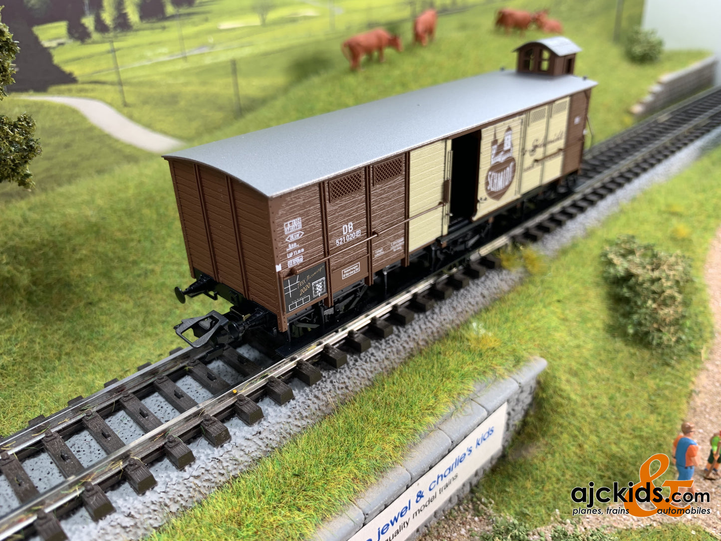 Trix 24720 - Trix H0 Museum Car for 2020