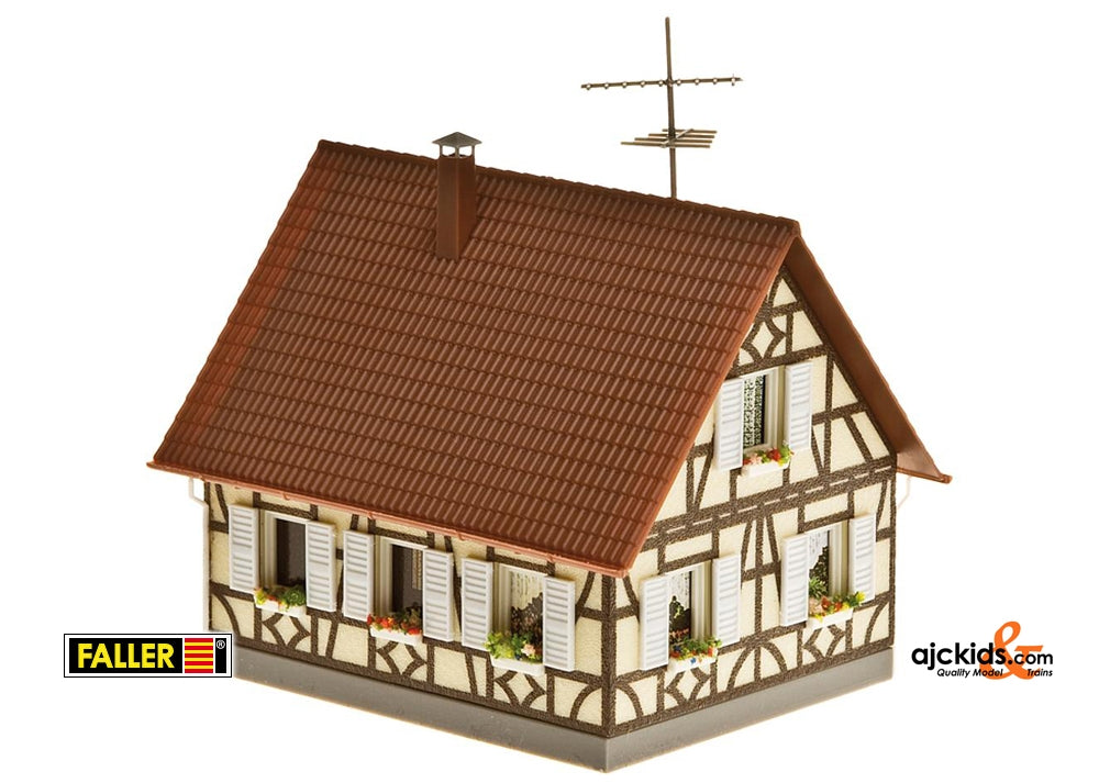 Faller 130221 - Half-timbered one-family house