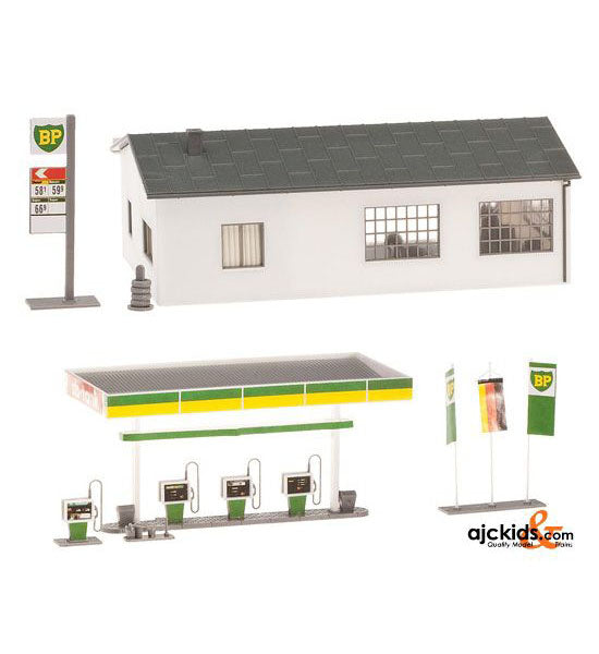 Faller 130345 - Petrol station with service bay