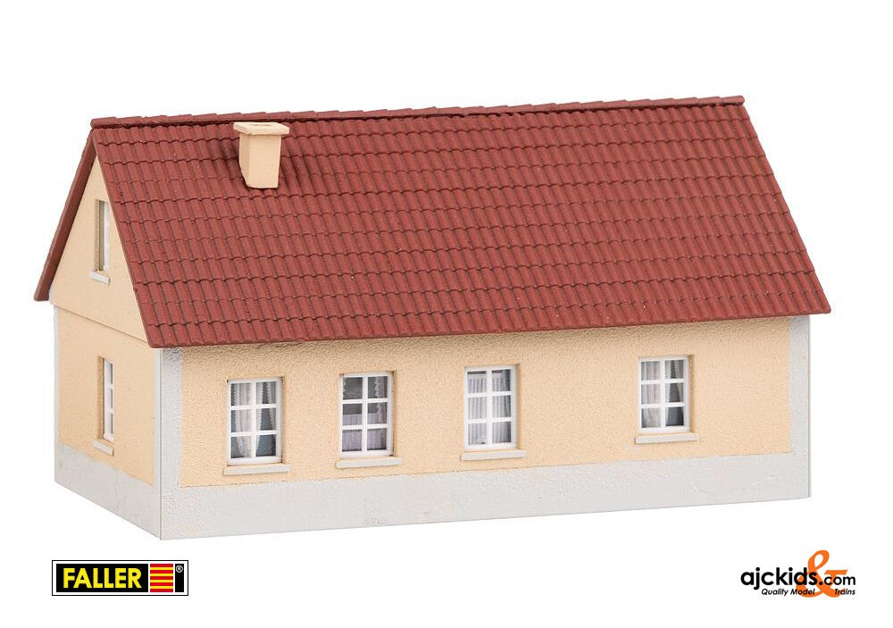 Faller 130683 - Sylt Small cottage at www.ajckids.com