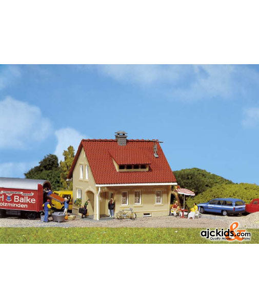 Faller 131228 - House with red roof