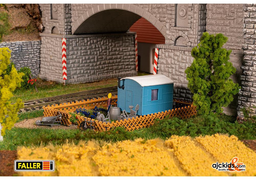 Faller 190090 - Anniversary model Allotment garden with figures at Ajckids.com