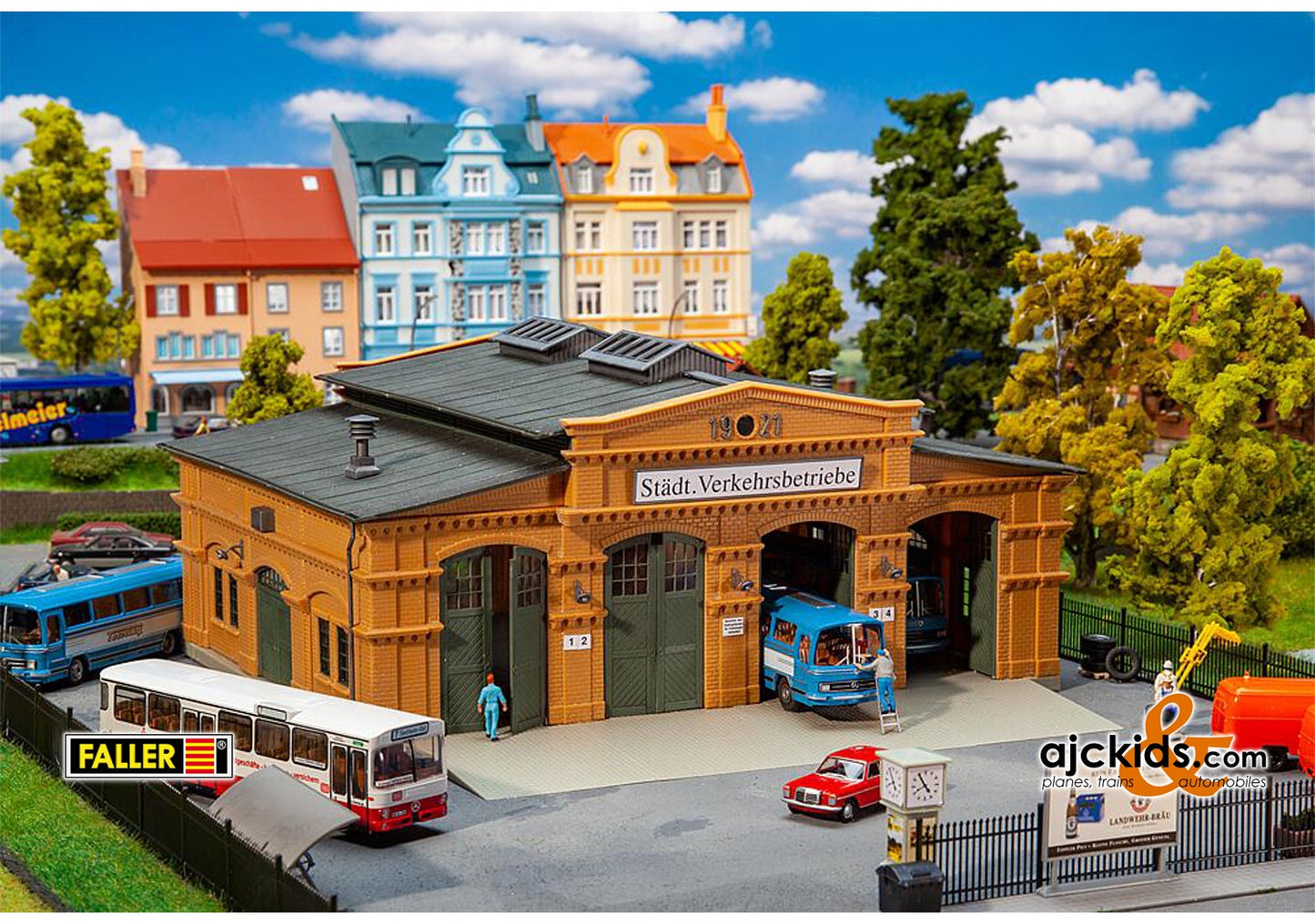 Faller 191766 - Bus depot