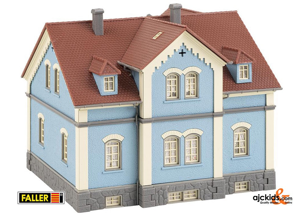 Faller 191775 - Large development house at www.ajckids.com