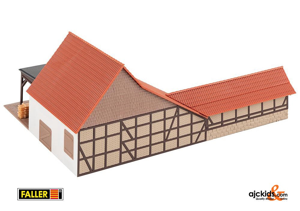 Faller 191779 - Agricultural building with accessories at www.ajckids.com