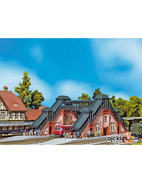 Faller 222152 - Footbridge with Roofed Stair