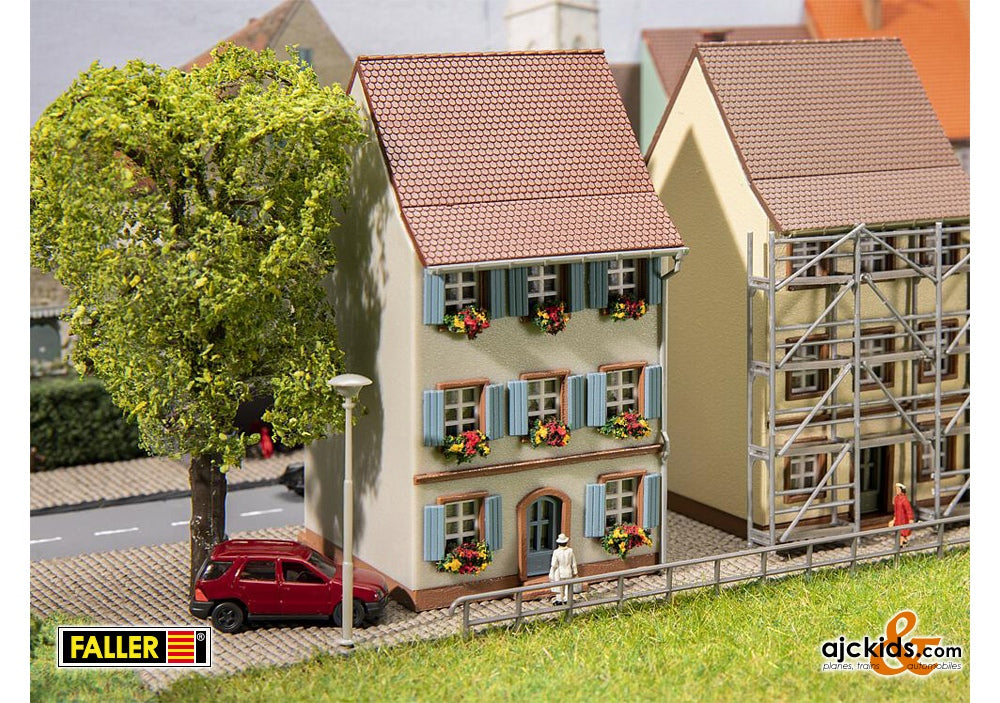Faller 232176 - Old-Town houses with shutters at Ajckids.com