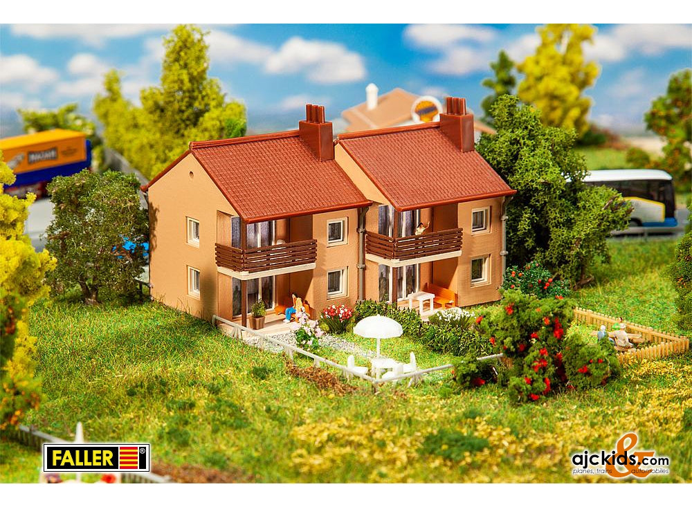 Faller 232546 - Double row house