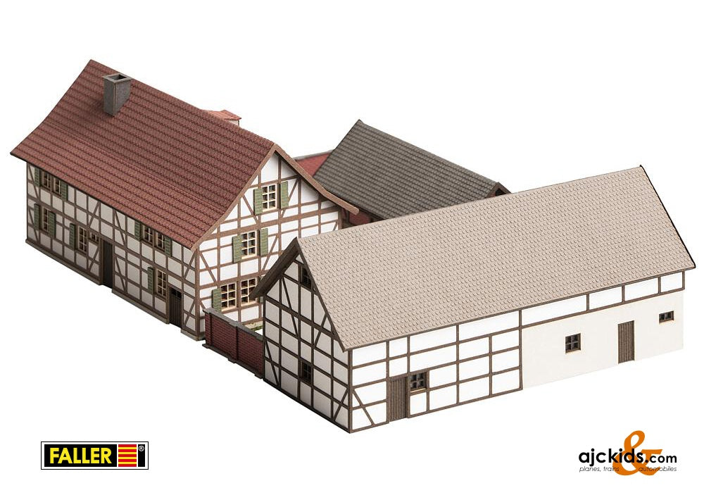 Faller 282800 - Three-Sided Farm