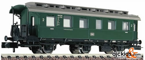 Fleischmann 8073 3-axled passenger coach, 2nd class with load bay, type B3itr (CCBitrpr07) of the DB