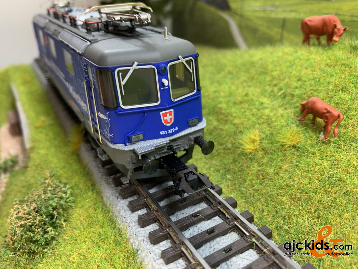 Trix 22666 - Class Re 421 Electric Locomotive