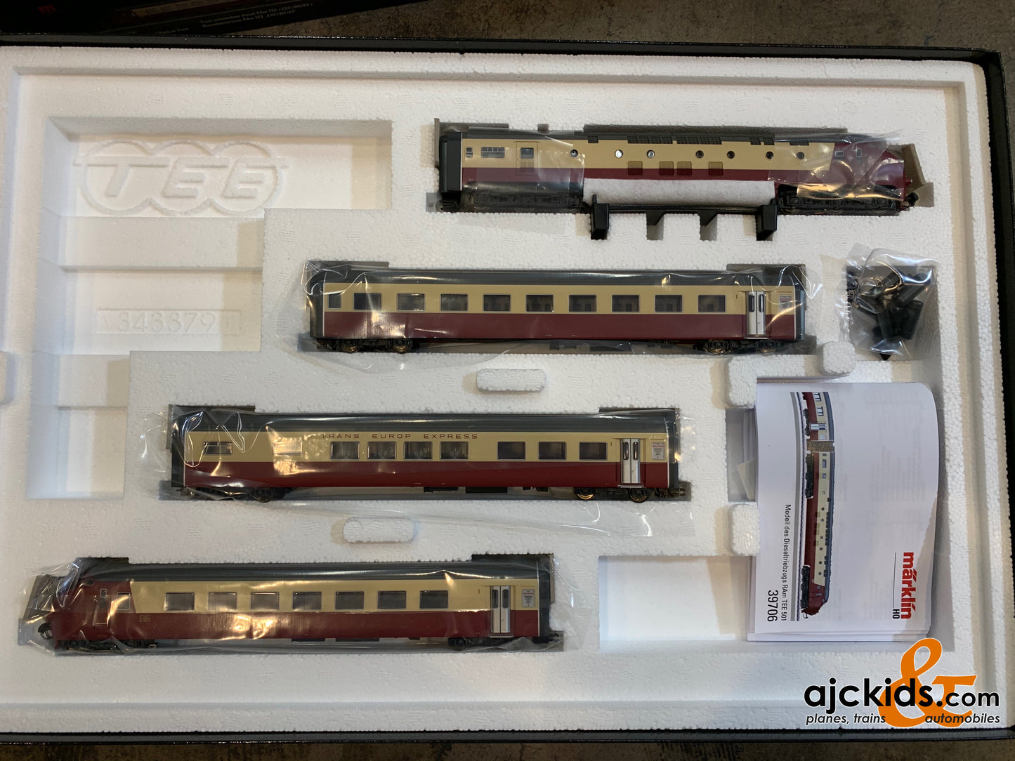 Marklin 39706 - Class RAm TEE "EDELWEISS" Diesel Powered Railcar Train