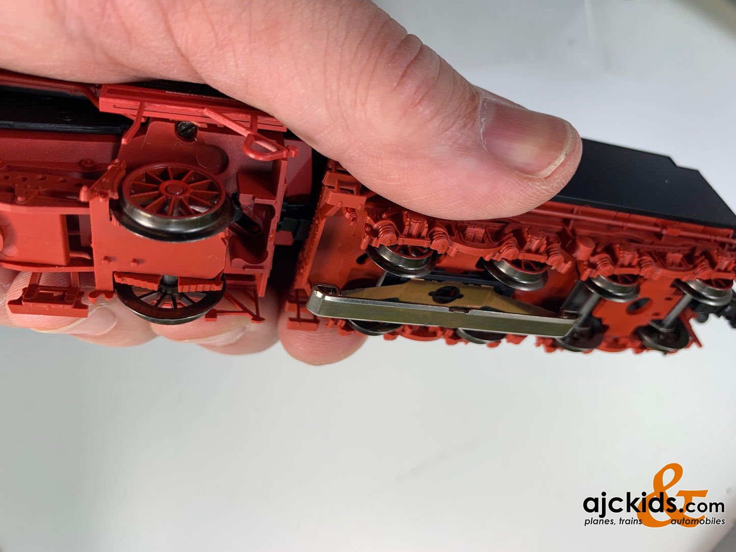 Marklin 37949 - Class 03 Passenger Steam Locomotive with a Tender