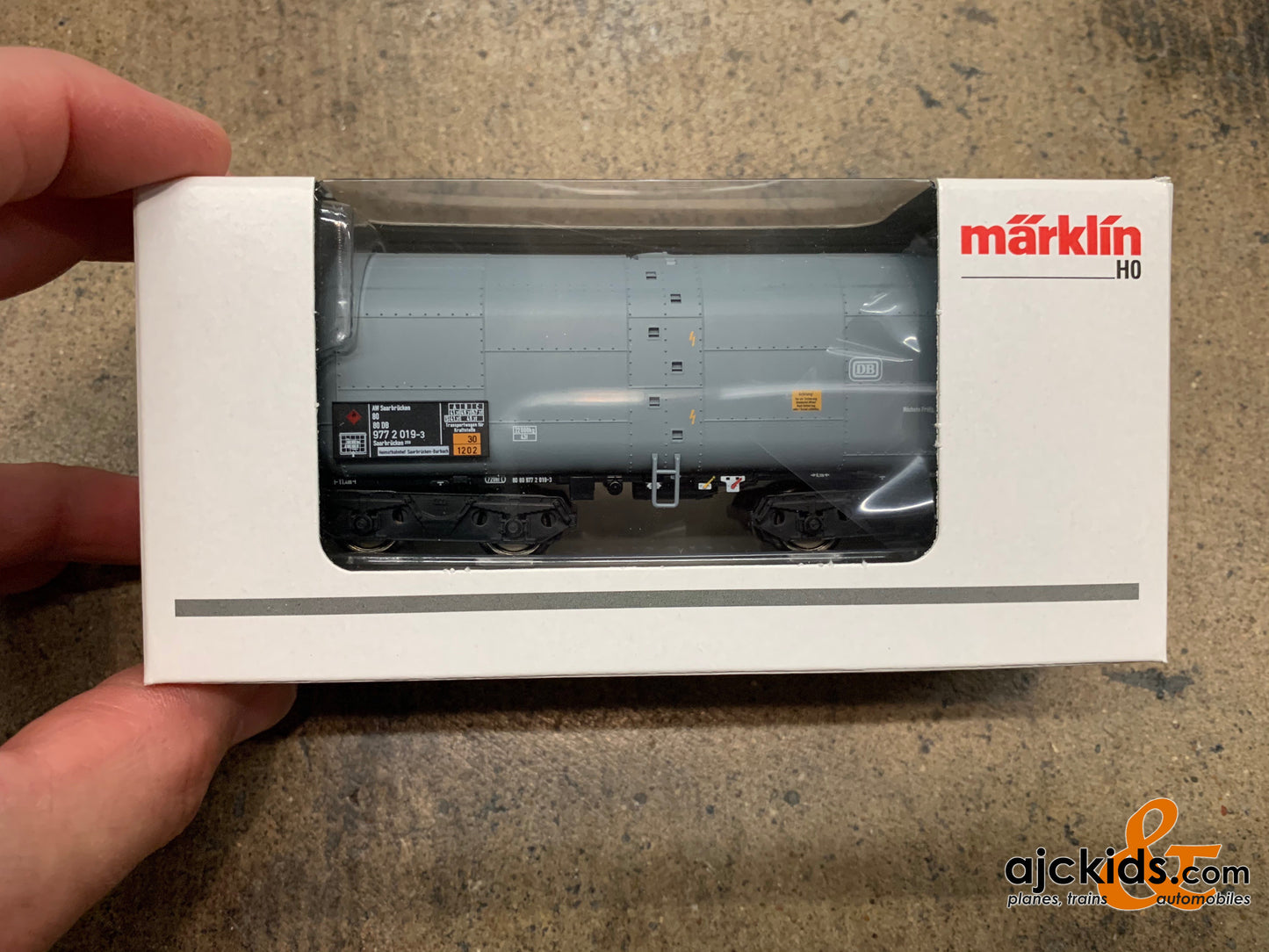 Marklin 47946 - Heavy oil tank car