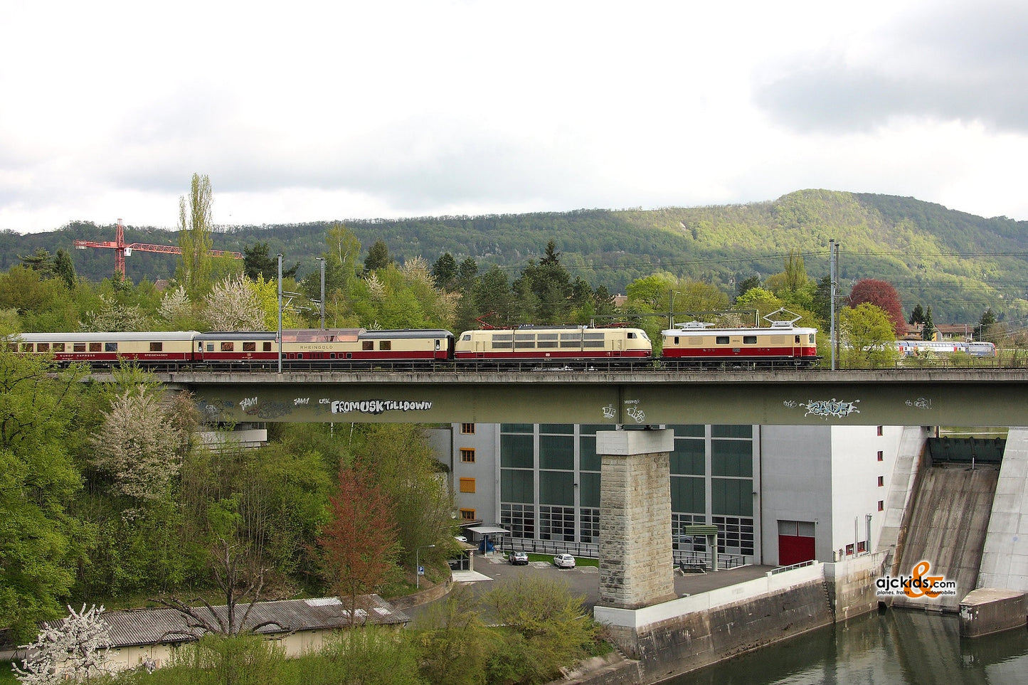 Marklin 26557 - Bavaria TEE Express Train