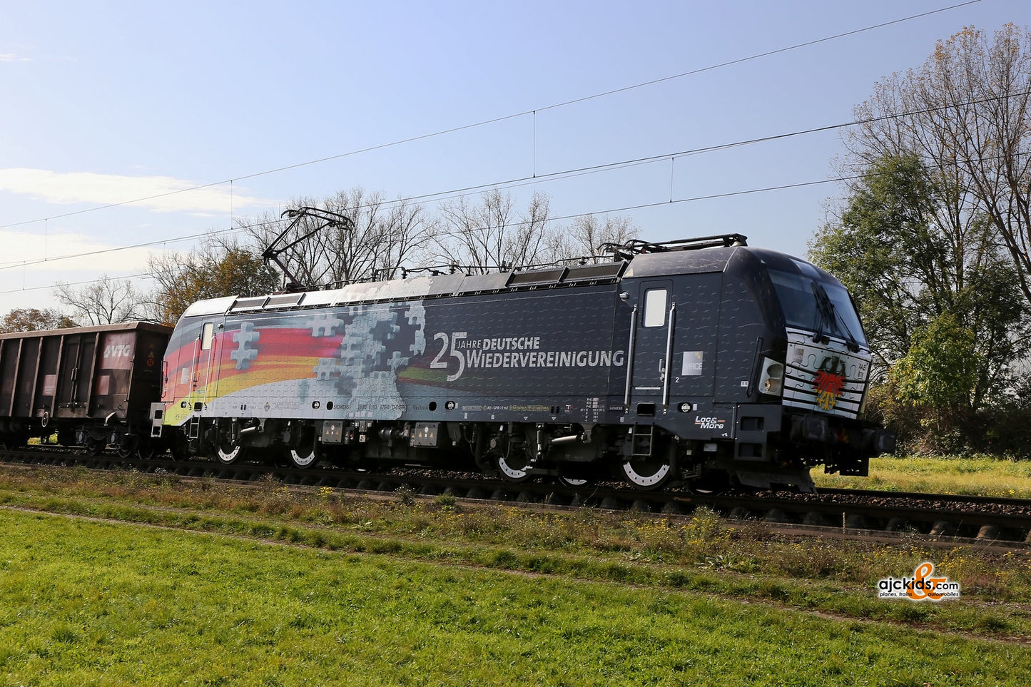 Marklin 36194 - Class 193 Electric Locomotive at Ajckids.com