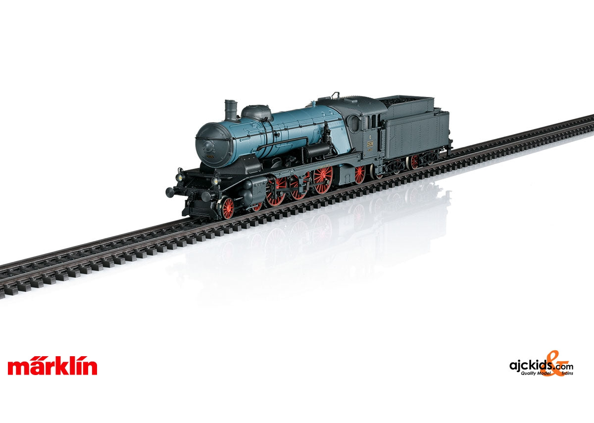 Marklin 37118 - Class C Express Locomotive with a Tender in H0 Scale
