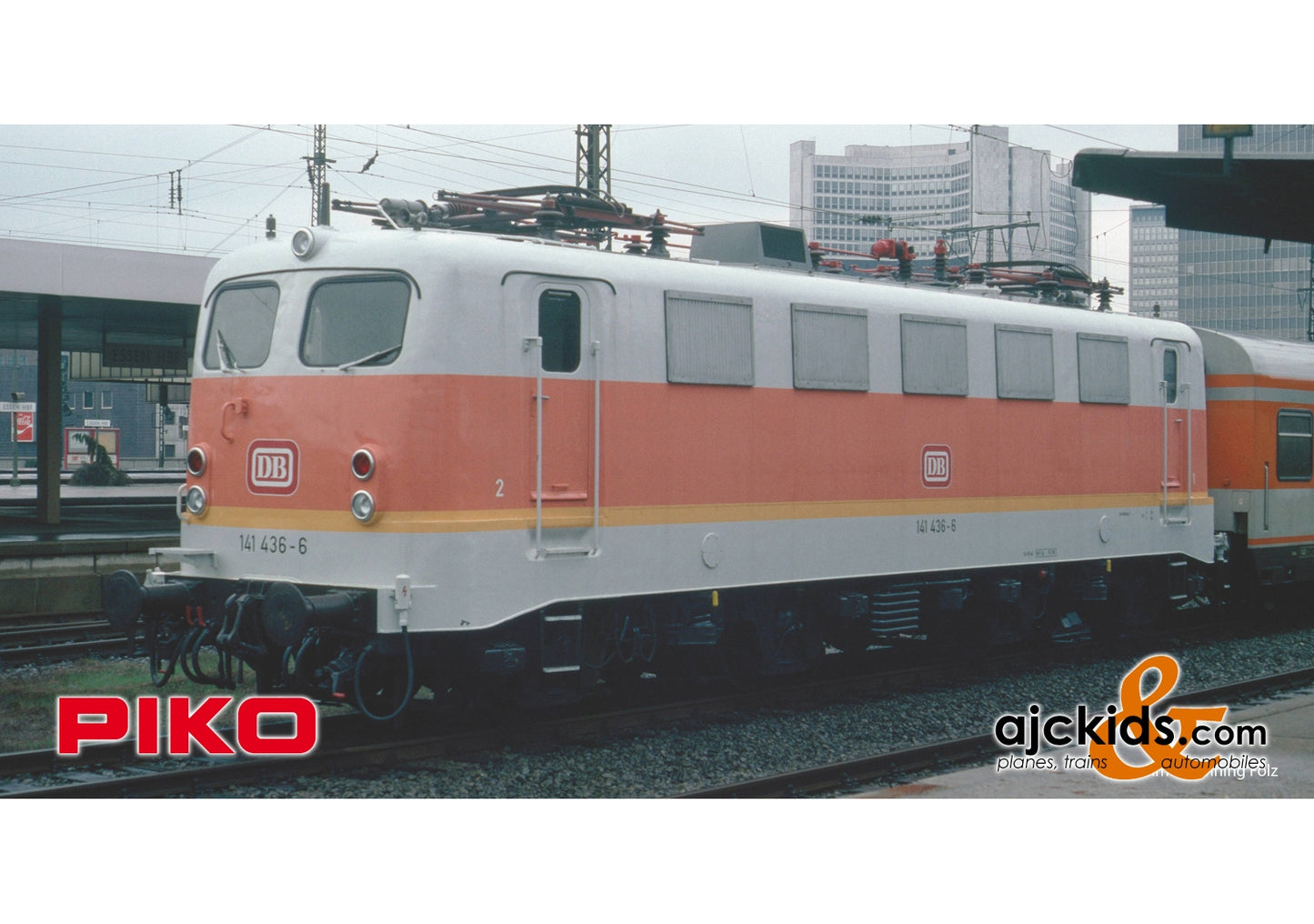 Piko 51527 - BR 141 Electric Locomotive S-Bahn Nürnberg DB IV (AC 3-Rail)