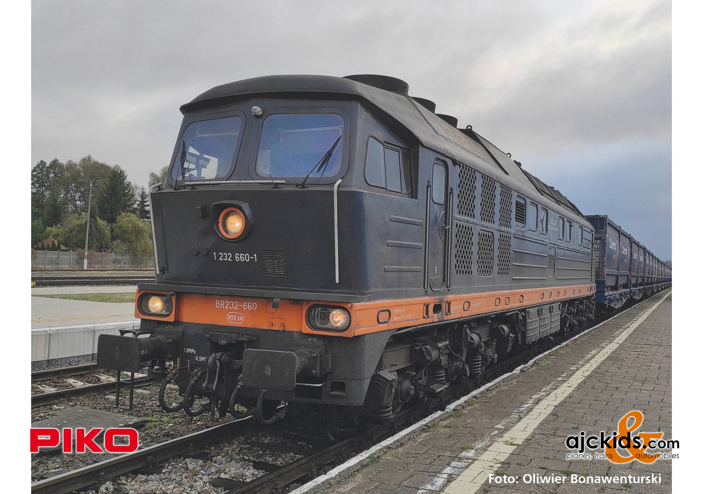 Piko 52916 - BR 232 Diesel Locomotive PCC VI