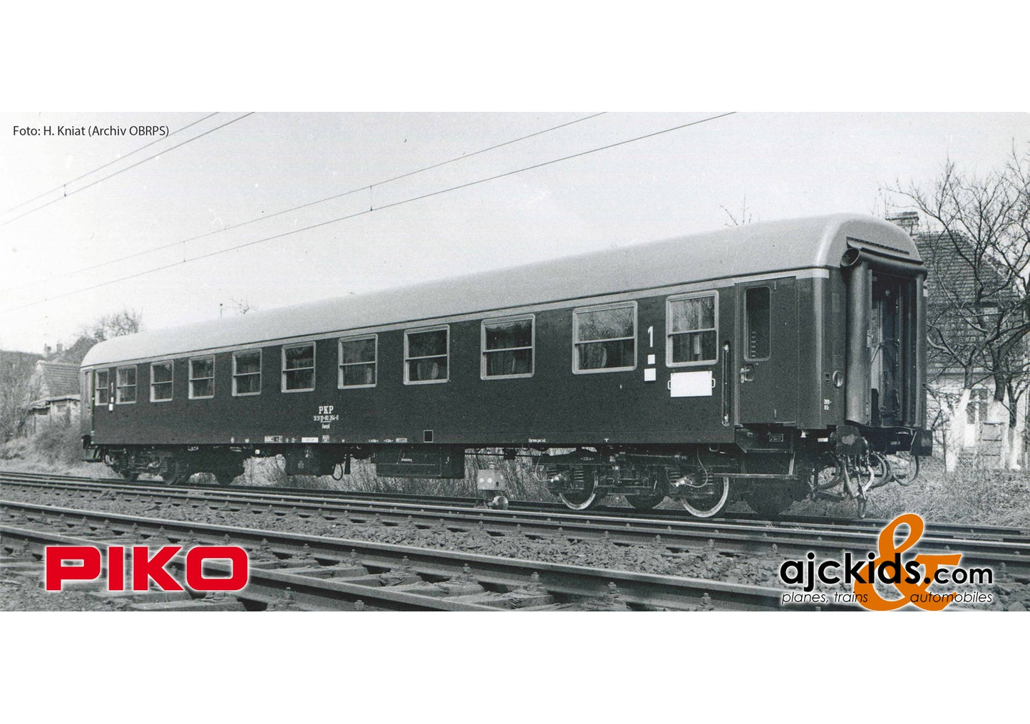 Piko 58389 - 2-Car Set Passenger Cars 111A & 112A PKP IV
