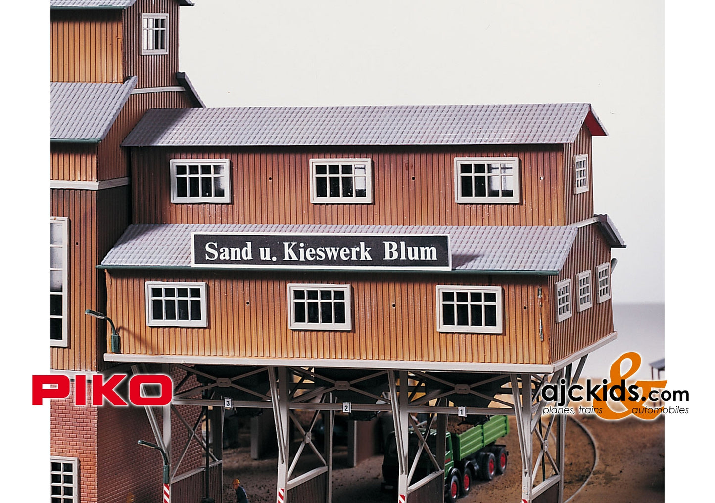 Piko 61123 - Sand Works Loading Bridge