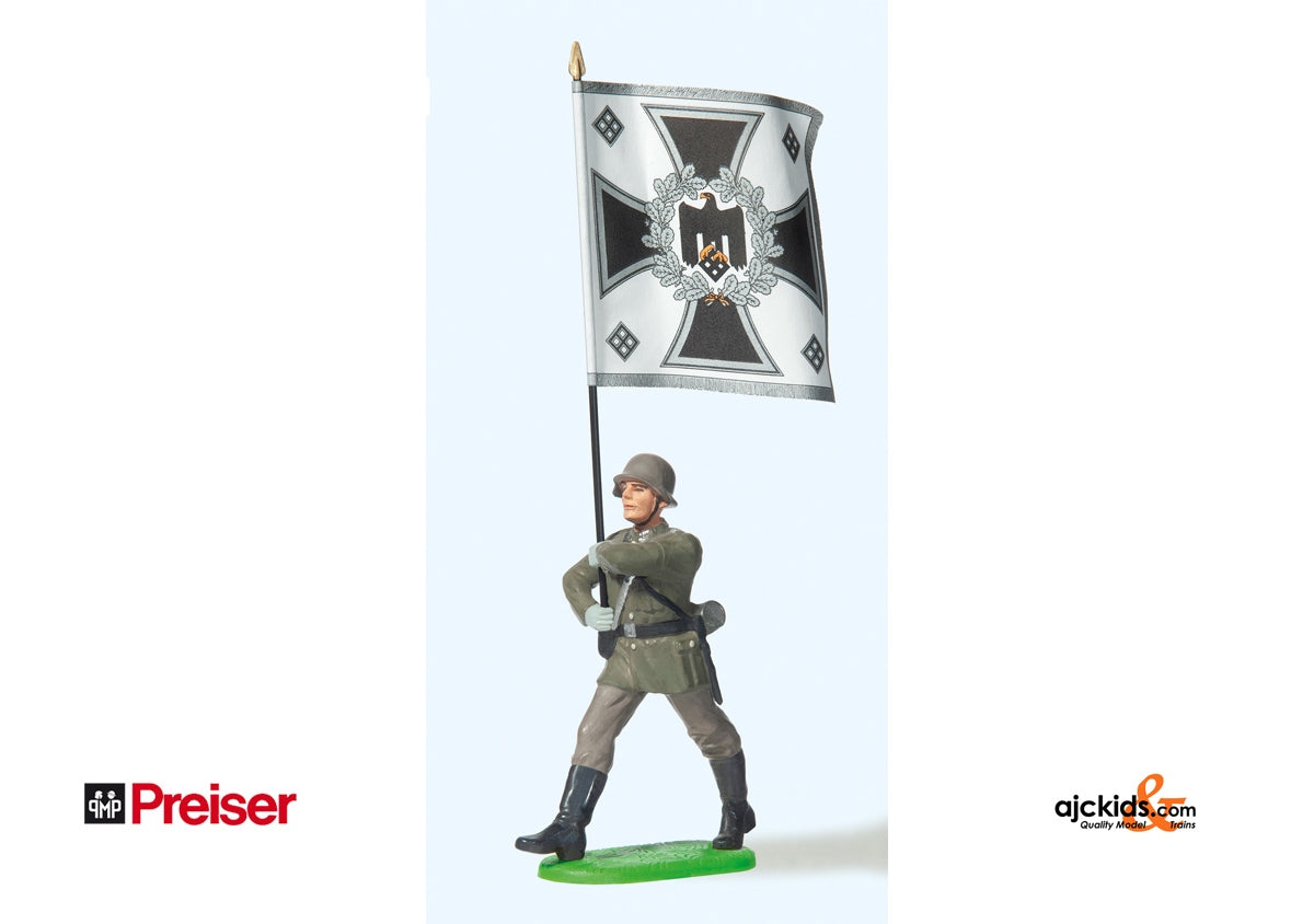 Preiser 56052 Soldier marching with flg 1:25