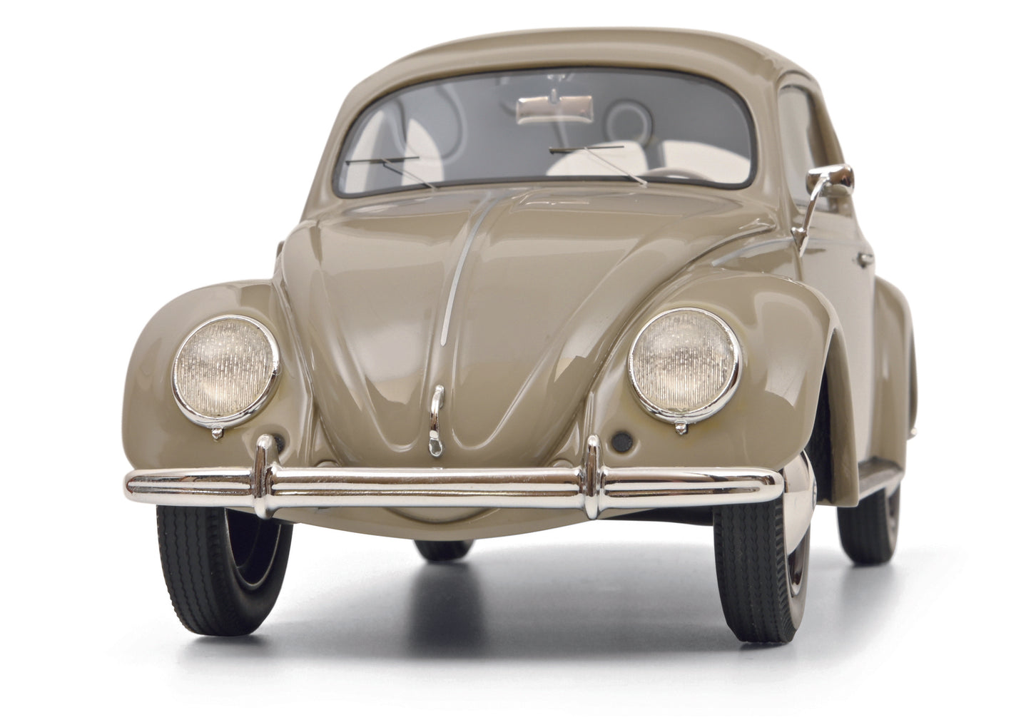 Schuco 450047600 - VW Käfer beige 1:18 EAN: 4007864062645, at Ajckids.com, authorized Schuco dealer for the USA.