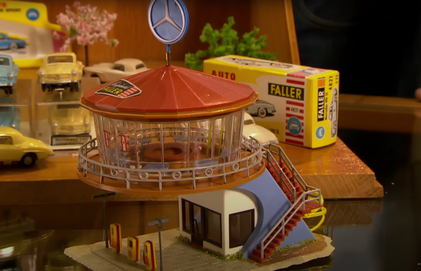 Faller 109214 - B-214 Car service area