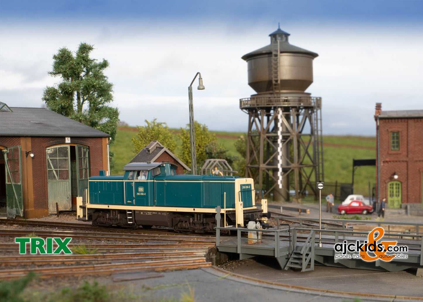 Trix 25903 - Class 290 Diesel Locomotive at Ajckids.com