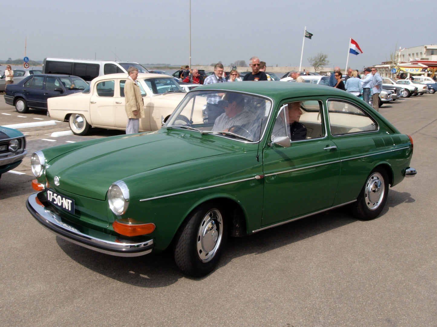 Roco 76459 - Car transport wagon VW 1600