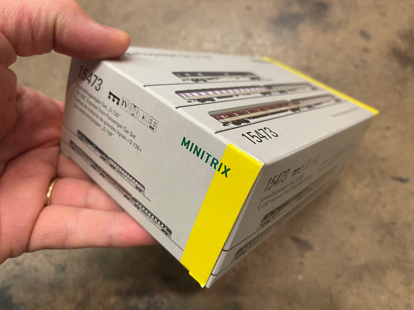 Trix 15473 - D 730 Express Train Passenger Car Set