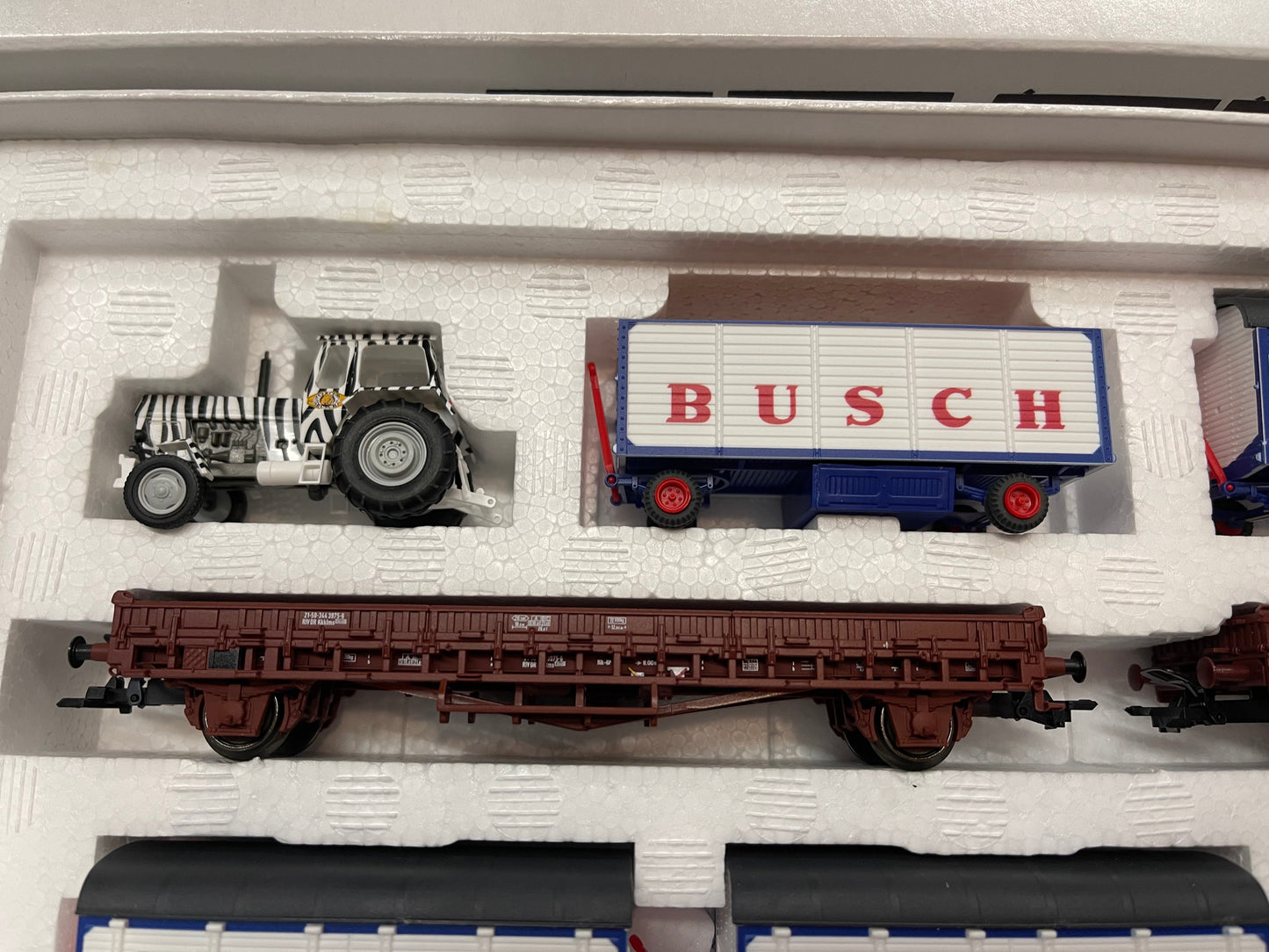 Marklin 45040 - Circus Busch Freight Car Set