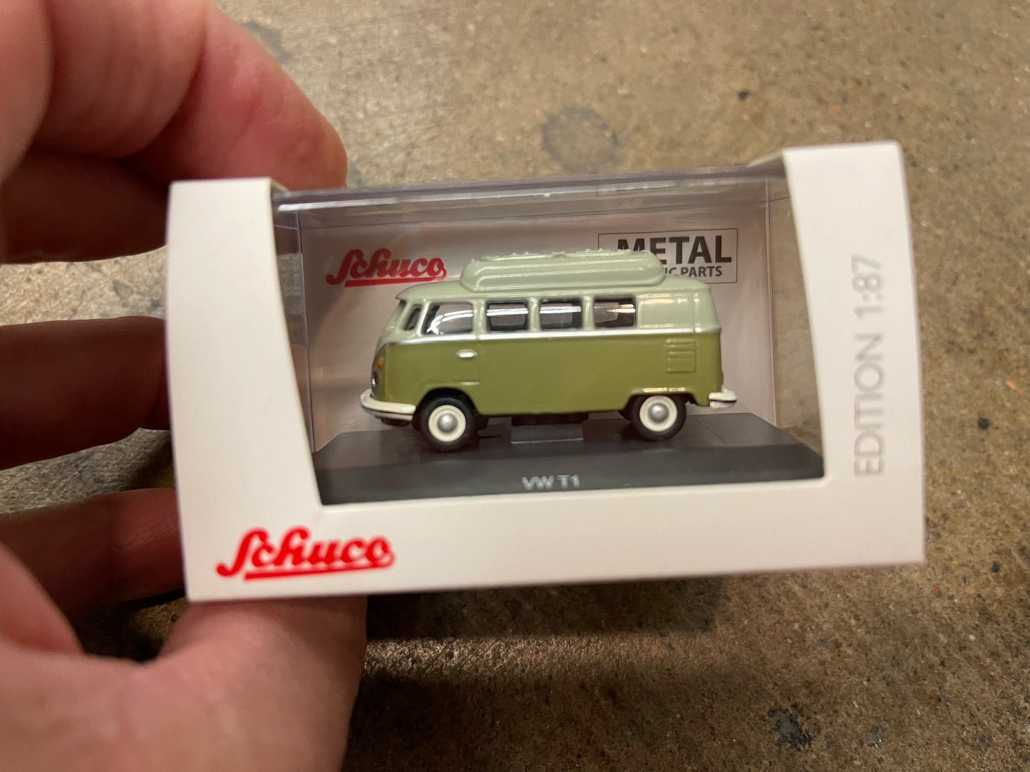 Schuco 452633800 - VW T1 Camper, camping bus, green grey 1:87