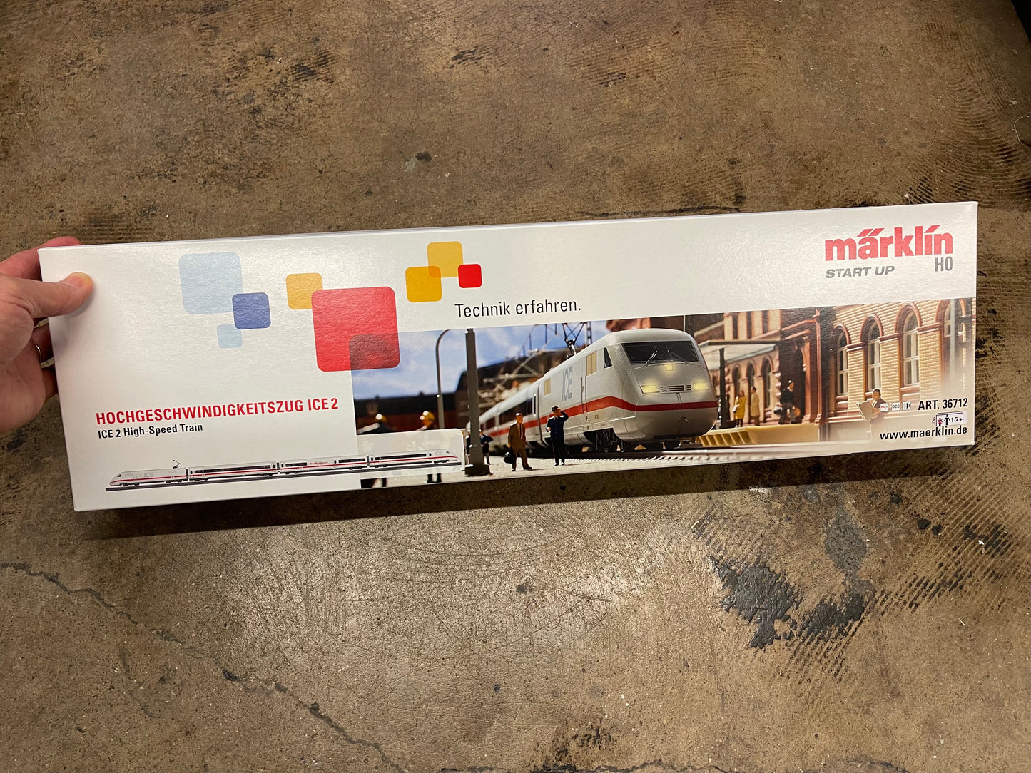 Marklin 36712 - ICE 2 High-Speed Train