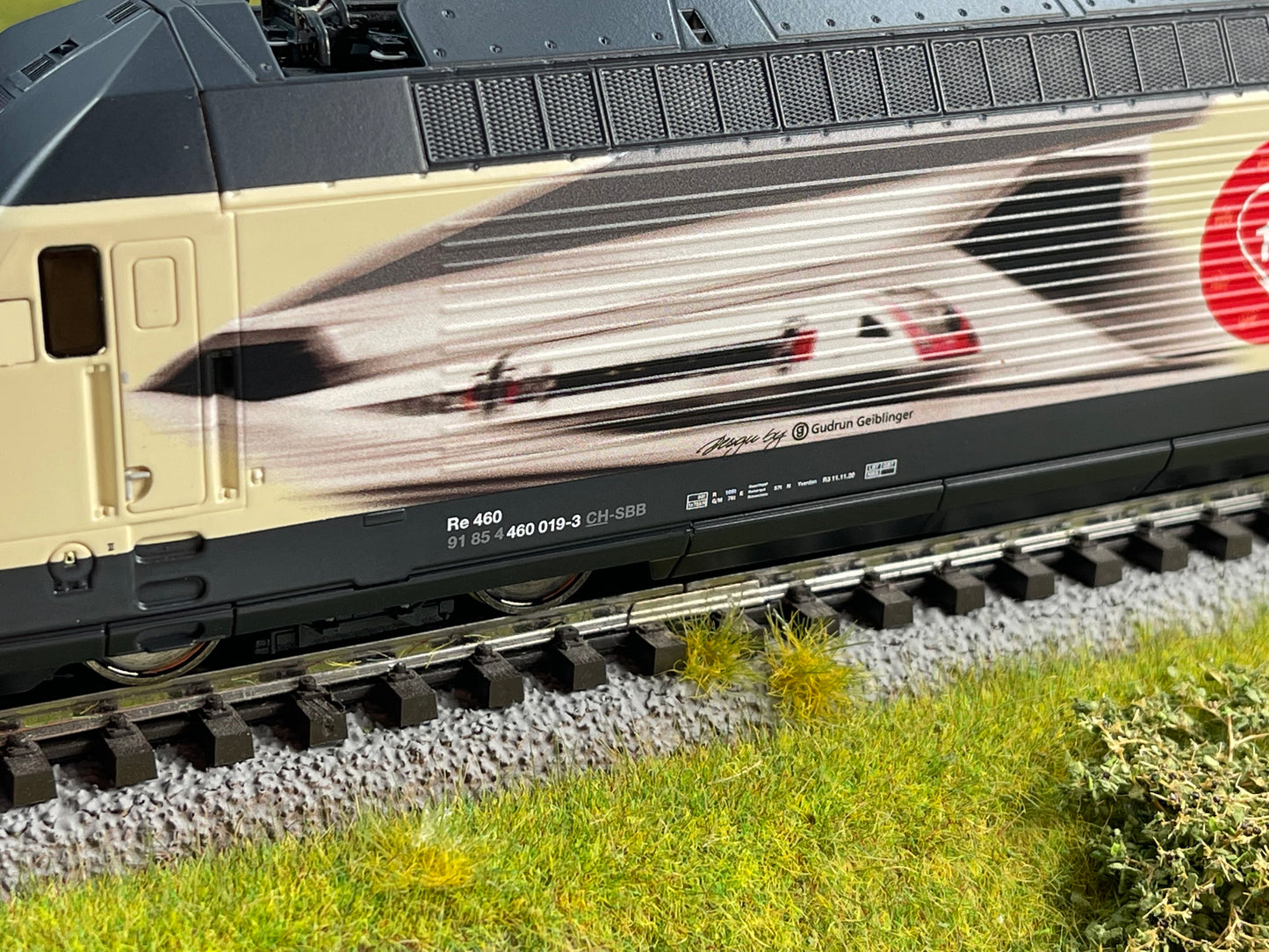 Roco 78678 - Electric Locomotive Re460 "175 years of Swiss Railways"