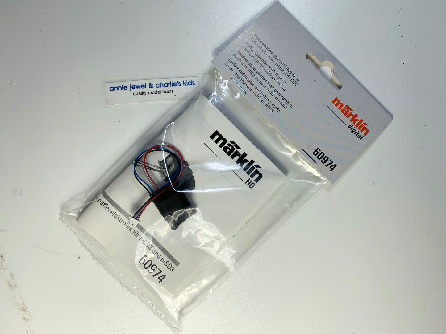 Marklin 60974 - Buffer Capacitor with Built-In Load Circuit for mLD3 and mSD3