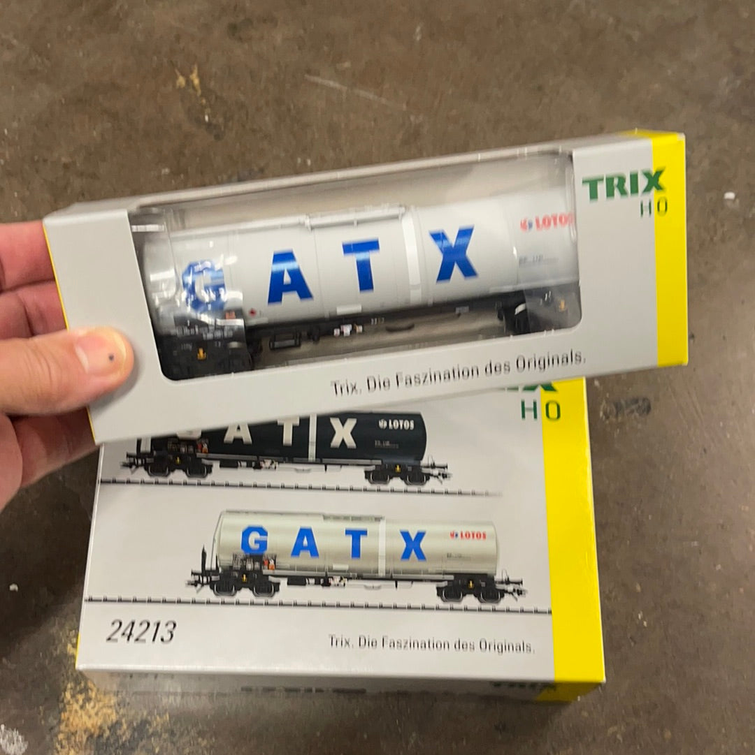 Trix 24213 - Tank Car Set