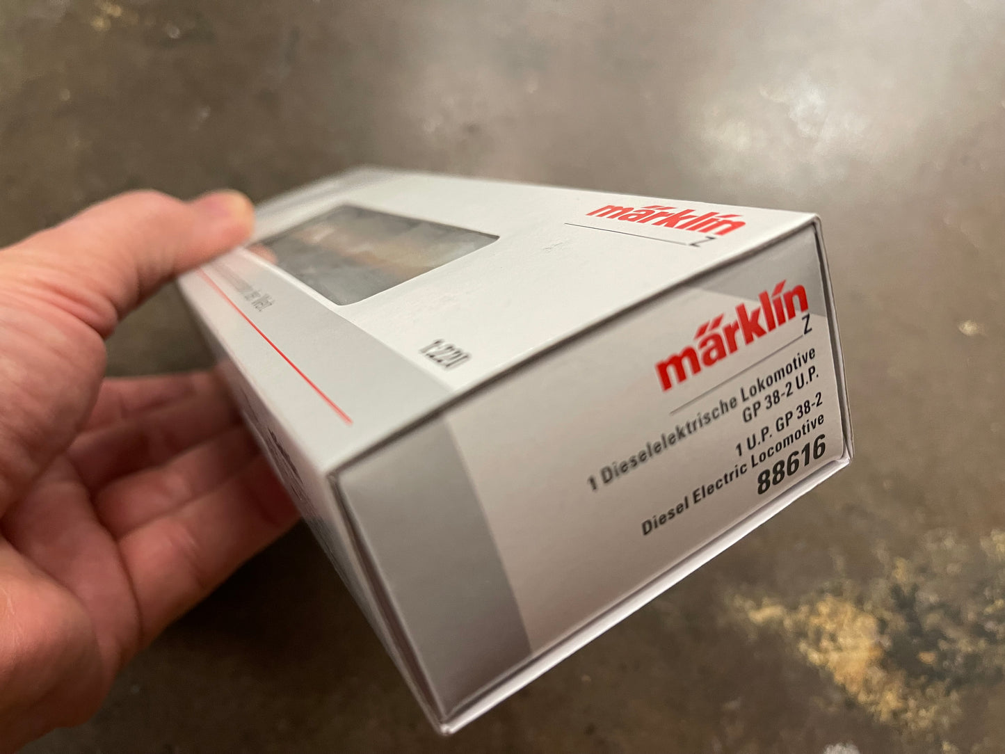 Marklin 88616 - GP 38-2 Diesel Electric Locomotive