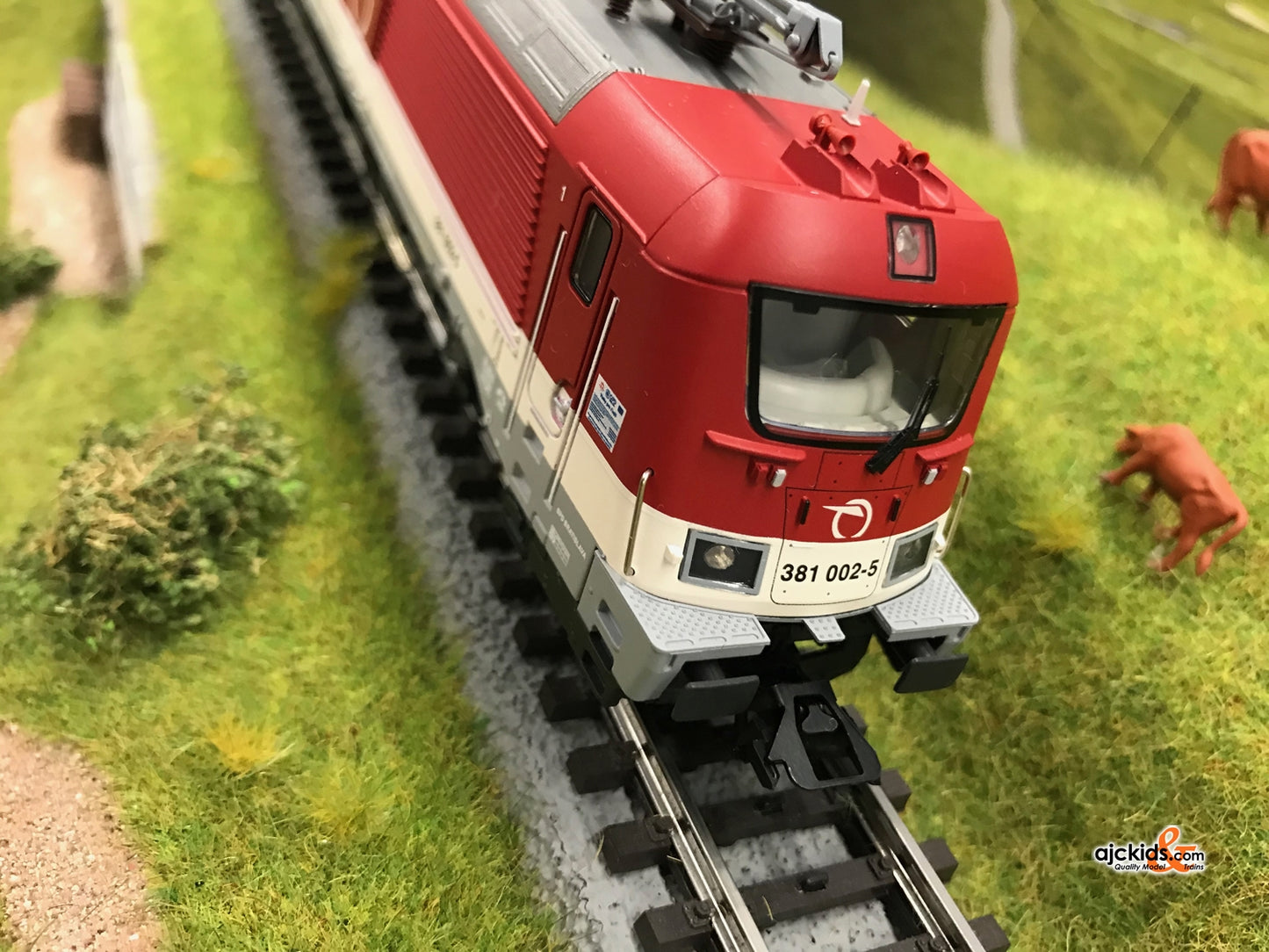 Trix 22186 - Class 381 Electric Locomotive Skoda